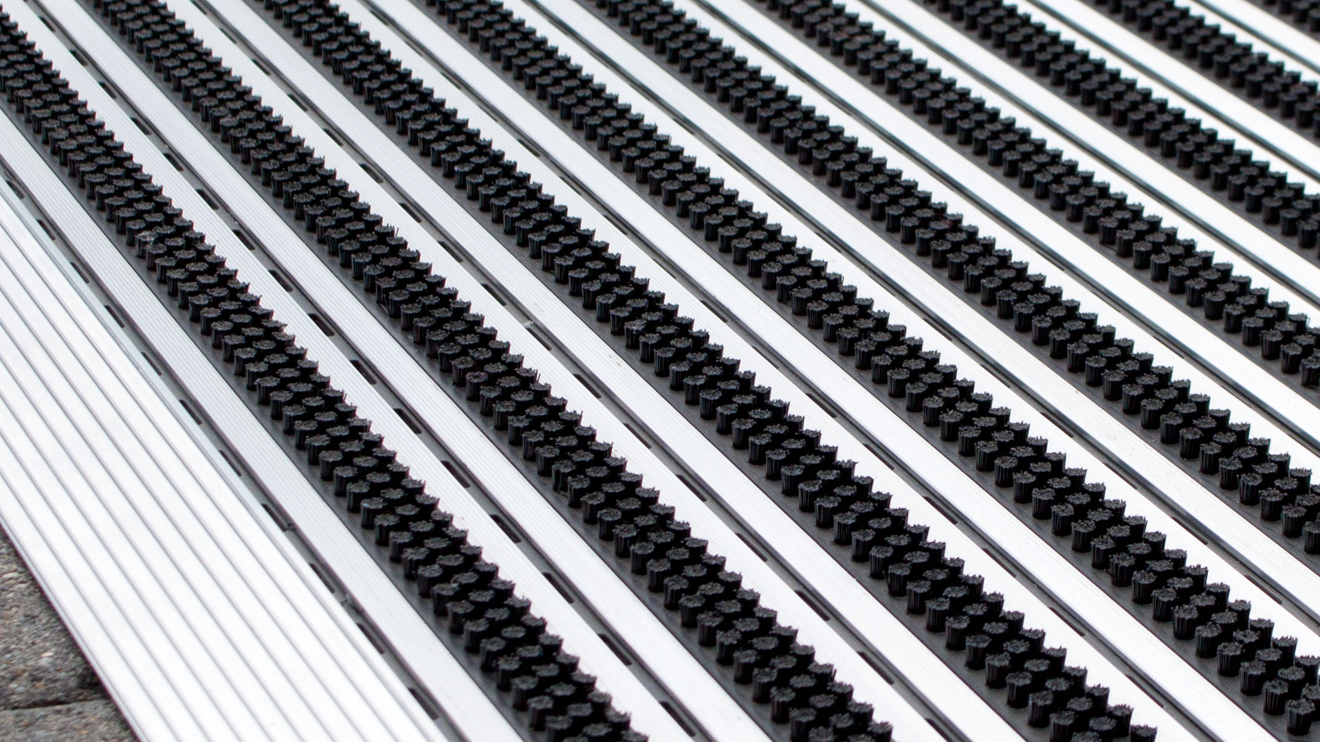 Aluminium Borstenmatte aus der Nähe